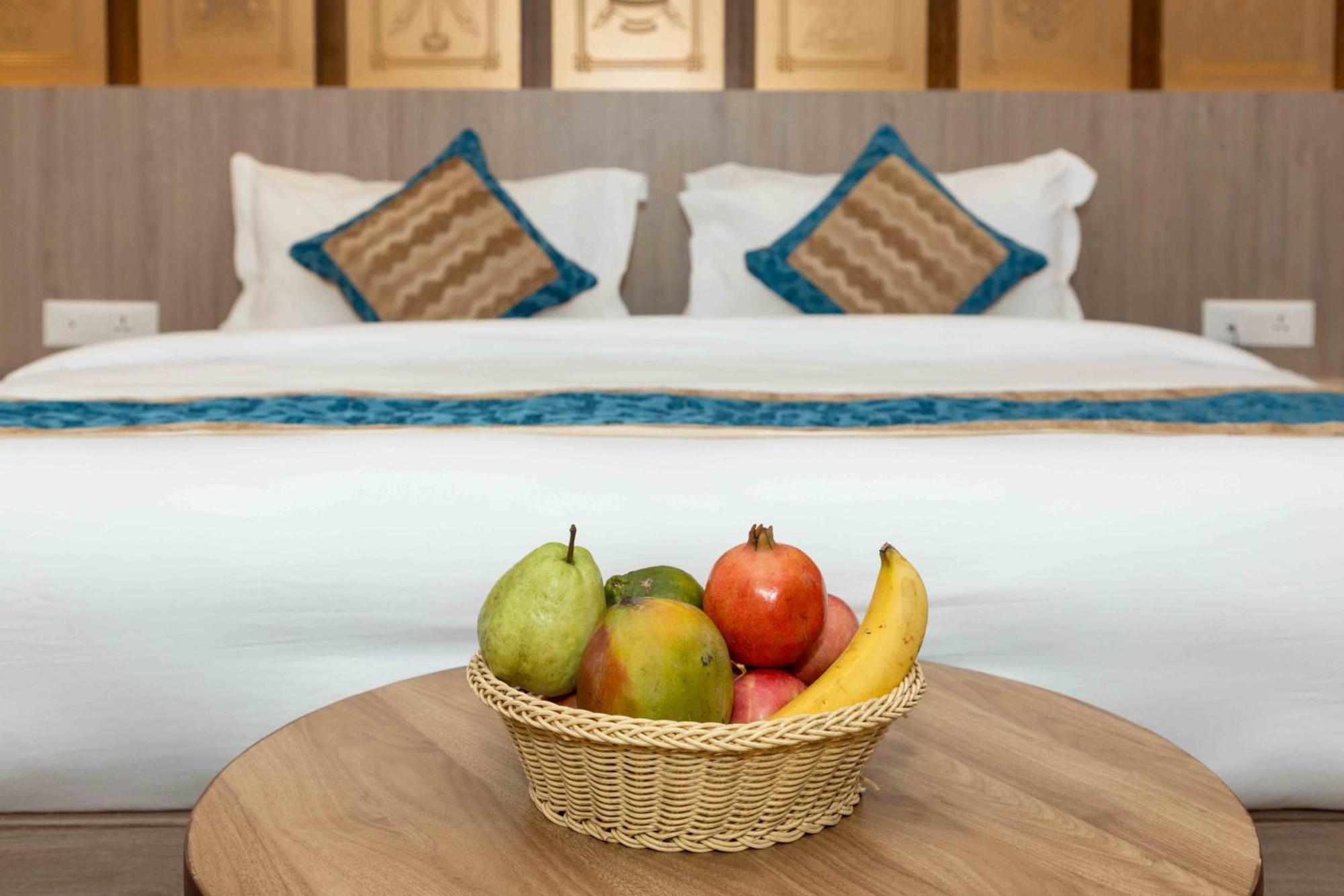 Shuvatara Suites & Spa, Thamel Katmandu Eksteriør billede